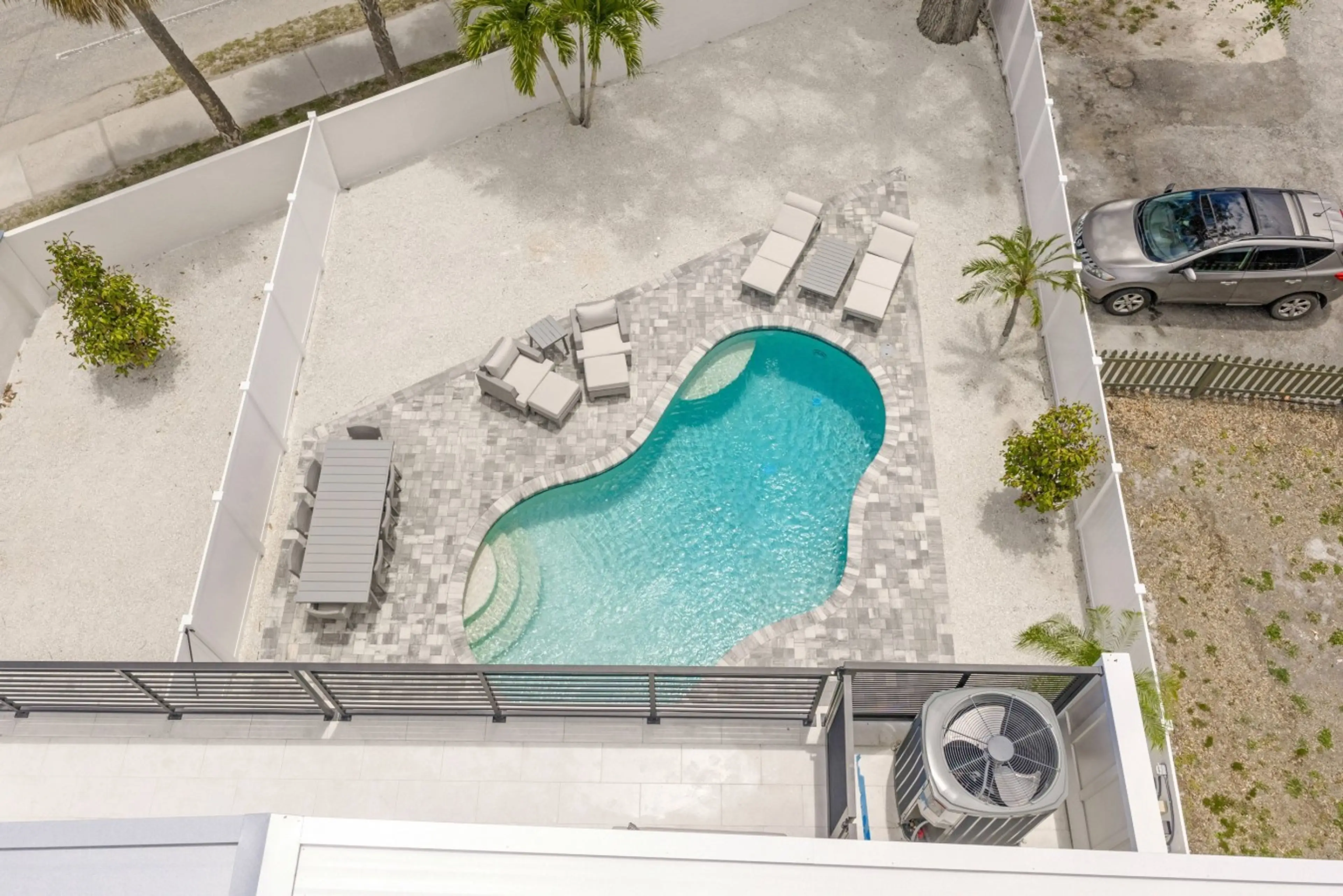 Sailfish on Siesta heated pool and outdoor living area